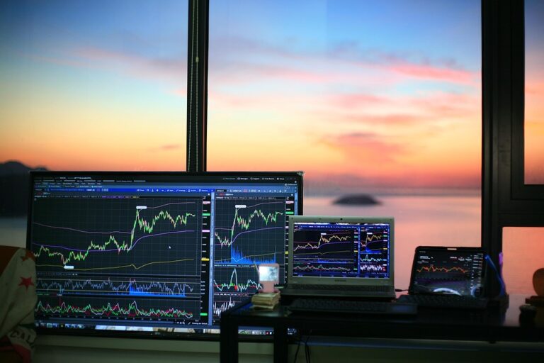Market Watch: Wall Street Reacts to Economic Data Amid Inflation Concerns