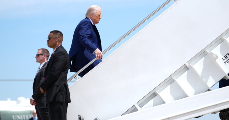 Trump, Pressed on Qatari Jet, Says Only ‘Stupid’ People Reject Gifts