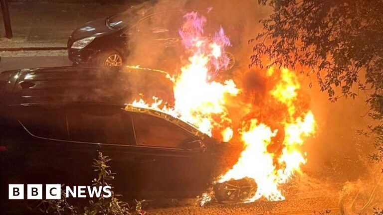 Starmer condemns fires as ‘attack on democracy’