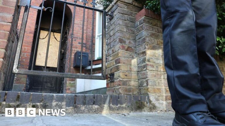 Russia denies involvement in fires at homes linked to Keir Starmer