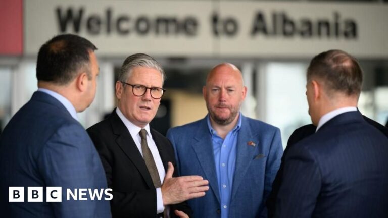 UK to start talks on return hubs for failed asylum seekers