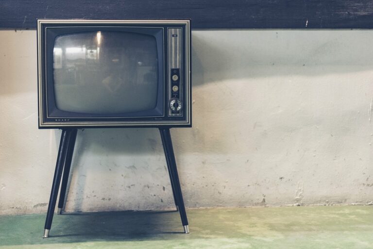 Inside the Ratings Race: How National TV News Networks Compete for Viewer Attention