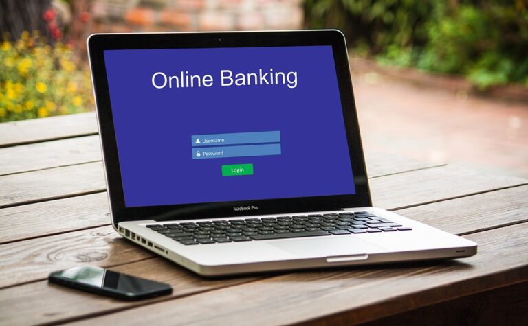 Navigating Uncertainty: How Banks Are Adapting to Economic Shifts