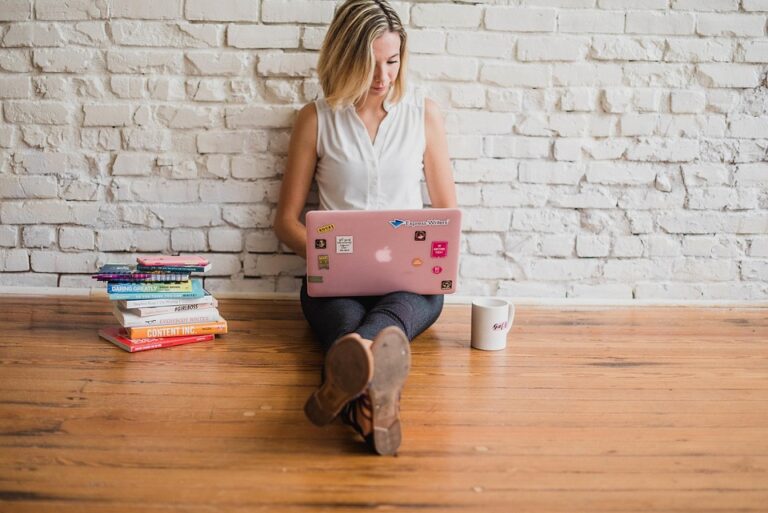 The Rise of Micro-Influencers: How Smaller Voices are Reshaping Lifestyle Marketing