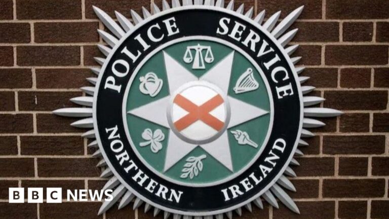 Public advised to avoid the town centre over ongoing incident