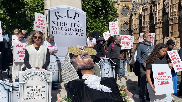 MPs criticise terminally ill Esther Rantzen’s assisted dying intervention | Politics News