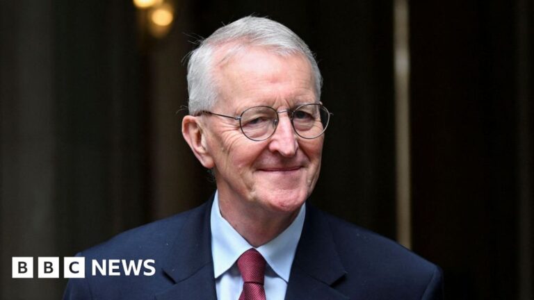 Secretary of state rejects DUP ‘hapless’ claim over legacy