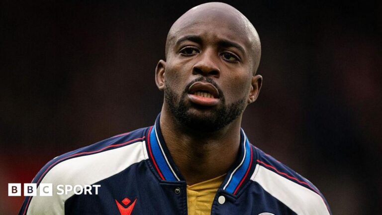 Crystal Palace striker Jean-Philippe Mateta tells club he wants to leave