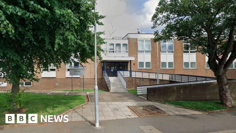 Woman brings suspected WW2 bomb to Wallasey police station