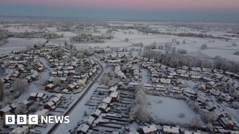 Amber weather warning issued for heavy snow across West Midlands