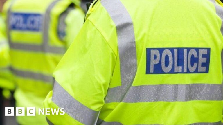 Arrests as emergency crews hurt in South Benfleet crash