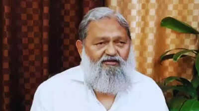‘Mera order sare Haryana mein chalta hai’: Anil Vij clashes with Kaithal SP Upasna over cop’s suspension – video | India News