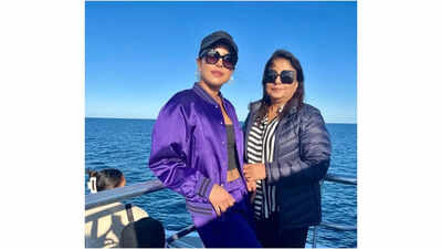 Priyanka Chopra recalls how Madhu Chopra ‘held the throat of a Delhi cab driver’ after he took a wrong turn at night: ‘She slapped him’ |