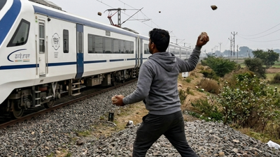 ‘Upset with girlfriend’, Maharashtra man hurls stones at passing train; arrested | Thane News